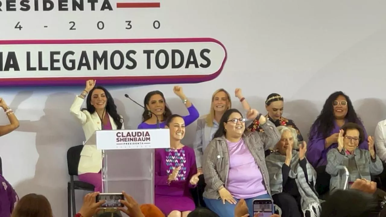 Claudia Sheinbaum se reúne con más de mil mujeres que la apoyaron en su campaña