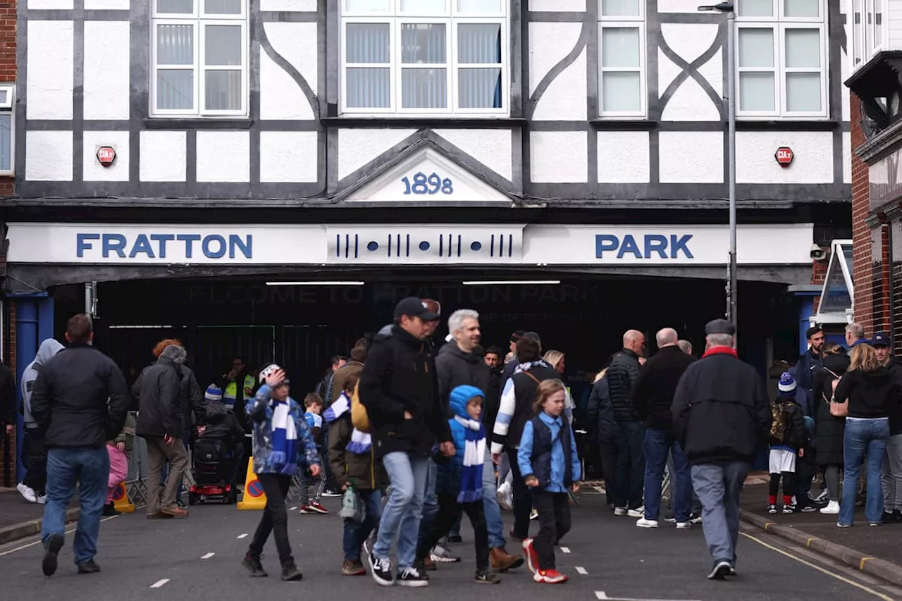 Leeds United Championship rivals receive huge transfer boost as three-year deal agreed ahead of Elland Road trip