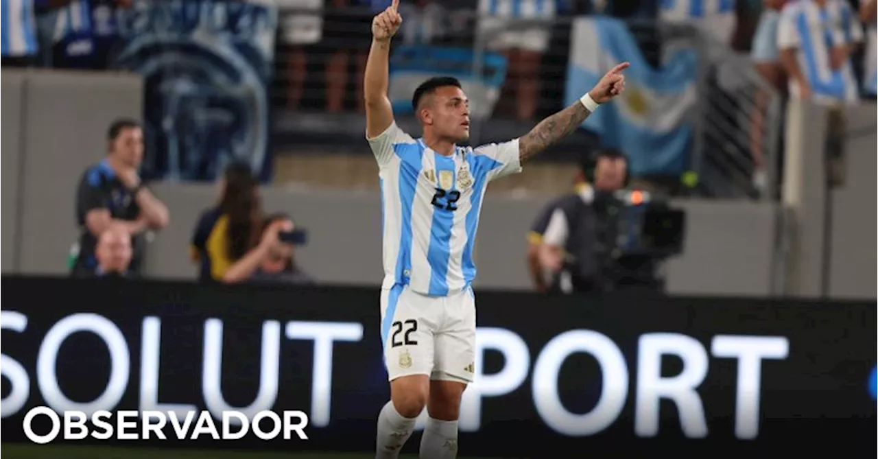 Lautaro saltou do banco para colocar Argentina nos quartos da Copa América