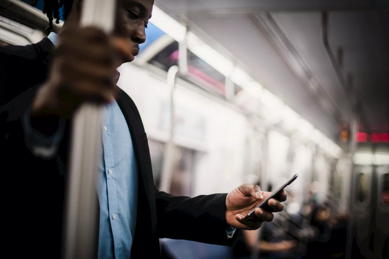 New research shows that improving mobile internet service can reduce digital inequality