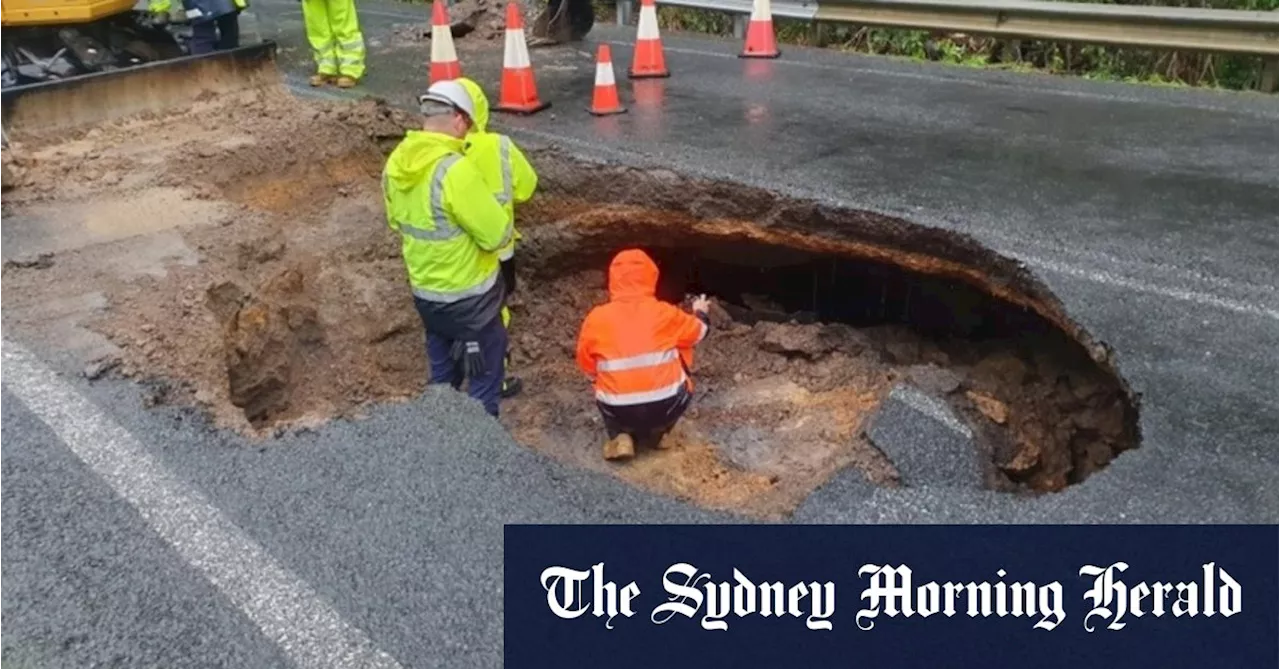 Giant pothole leaves thousands of people on edge