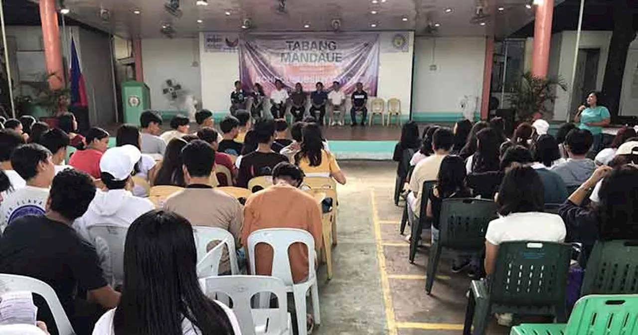 Mandaue distributes P2,000 subsidy to senior high school grads