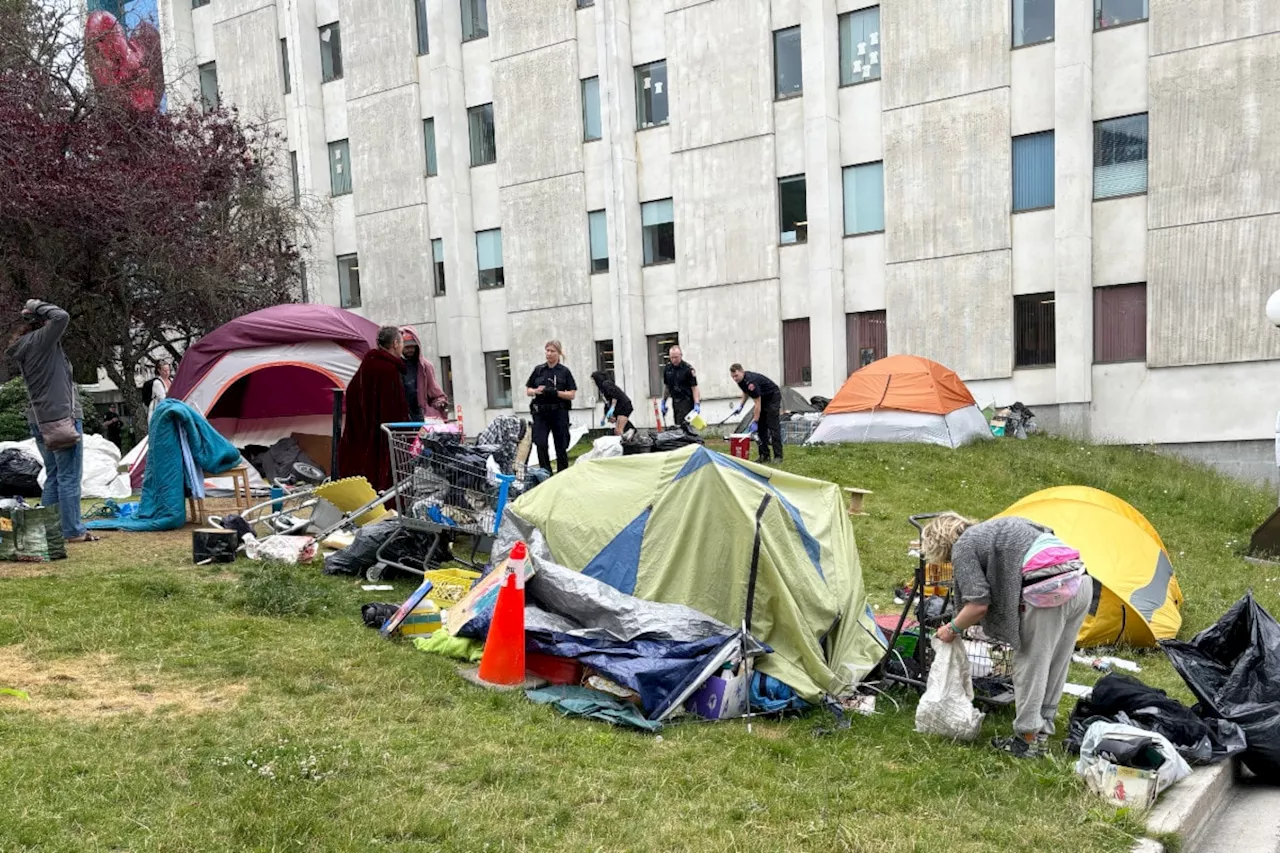 Campers forced from Nelson City Hall after 3-month housing protest