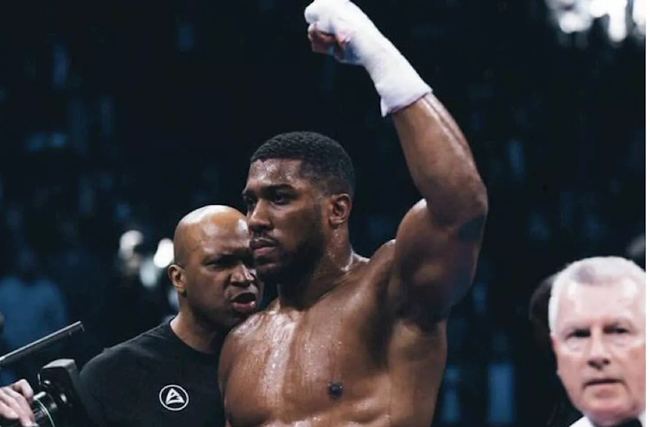 Antony Joshua to face Dubois as Usyk vacates IBF belt