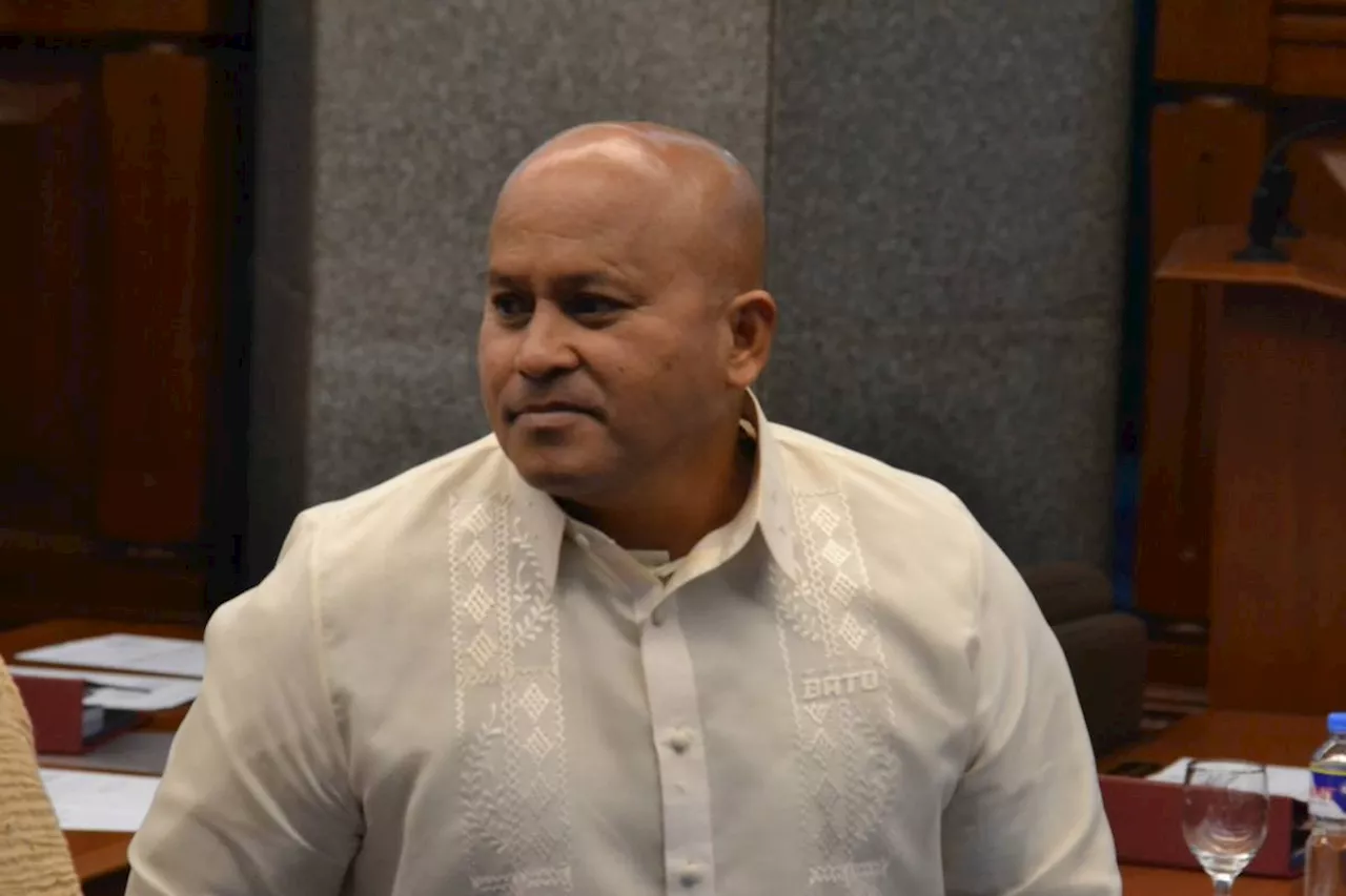 Dela Rosa won't attend House probe on drug war