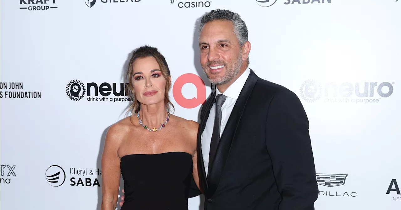 Mauricio Umansky Celebrates 54th Birthday With Ex Kyle Richards