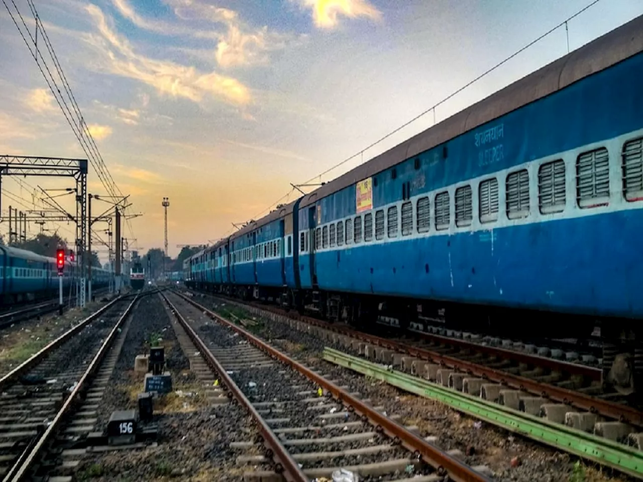 ऑनलाईन रेल्वे तिकीट बुकिंग करणाऱ्यांसाठी IRCTC च्या महत्त्वाच्या सूचना; लक्षपूर्वक वाचा प्रत्येक शब्द