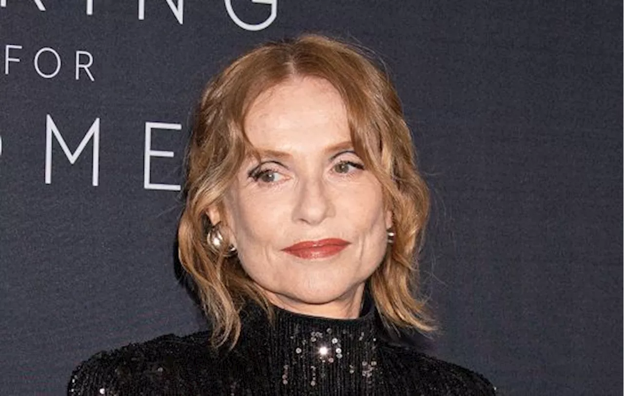 Isabelle Huppert : Après Wim Wenders, l’actrice française va recevoir le prestigieux Prix Lumière 2024