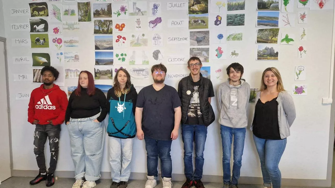 Ces jeunes de Cherbourg ont inventé des cartes postales pas banales !