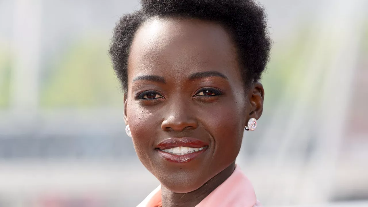 Lupita Nyong'o Turned Tiny Little Sequins Into the Most Inventive Hair Accessory — See Photos