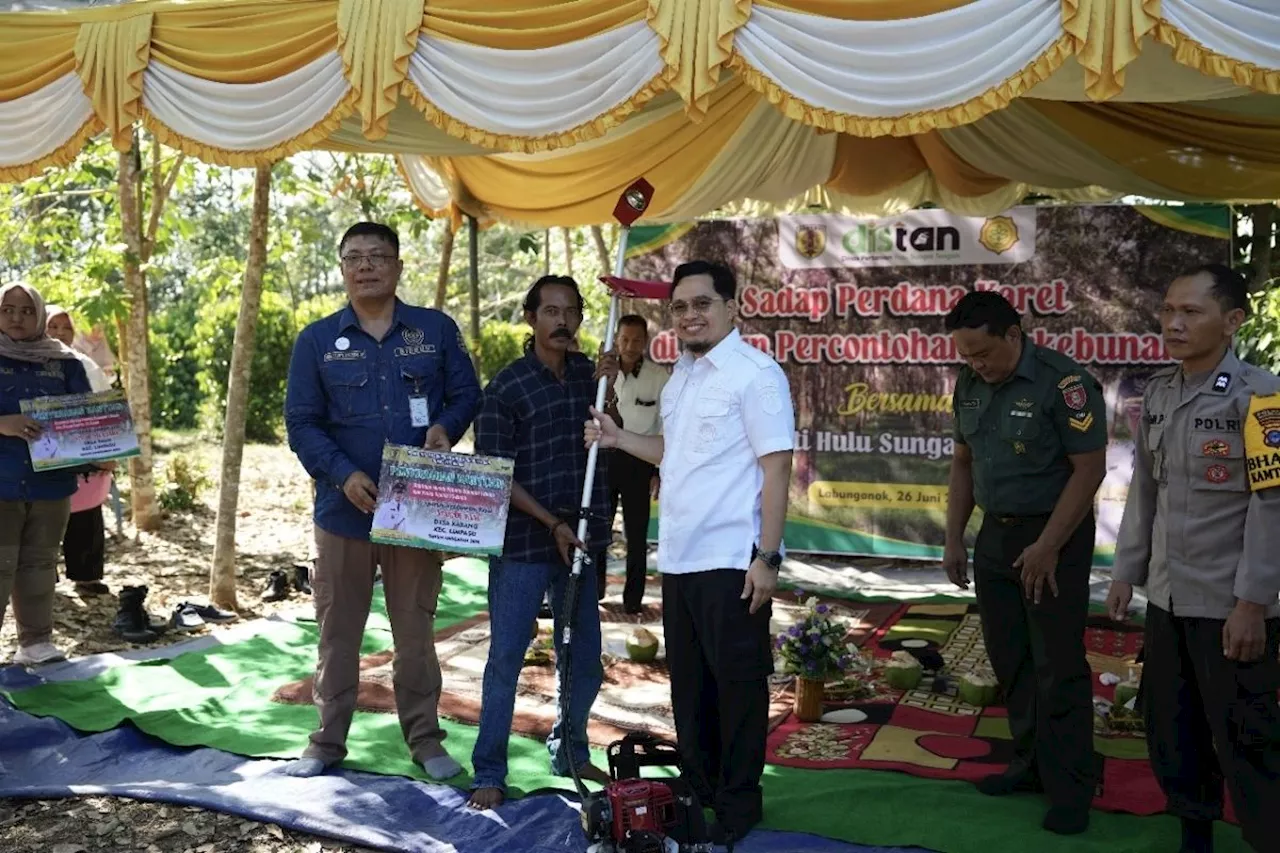 Pemkab HST beri bantuan alsintan 8 poktan tingkatkan produksi karet