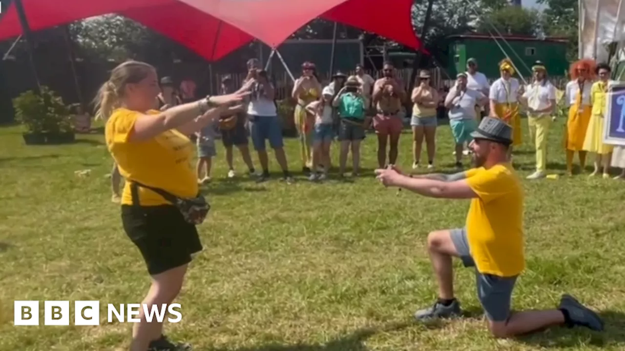 Watch the moment couple get engaged at Glastonbury Festival