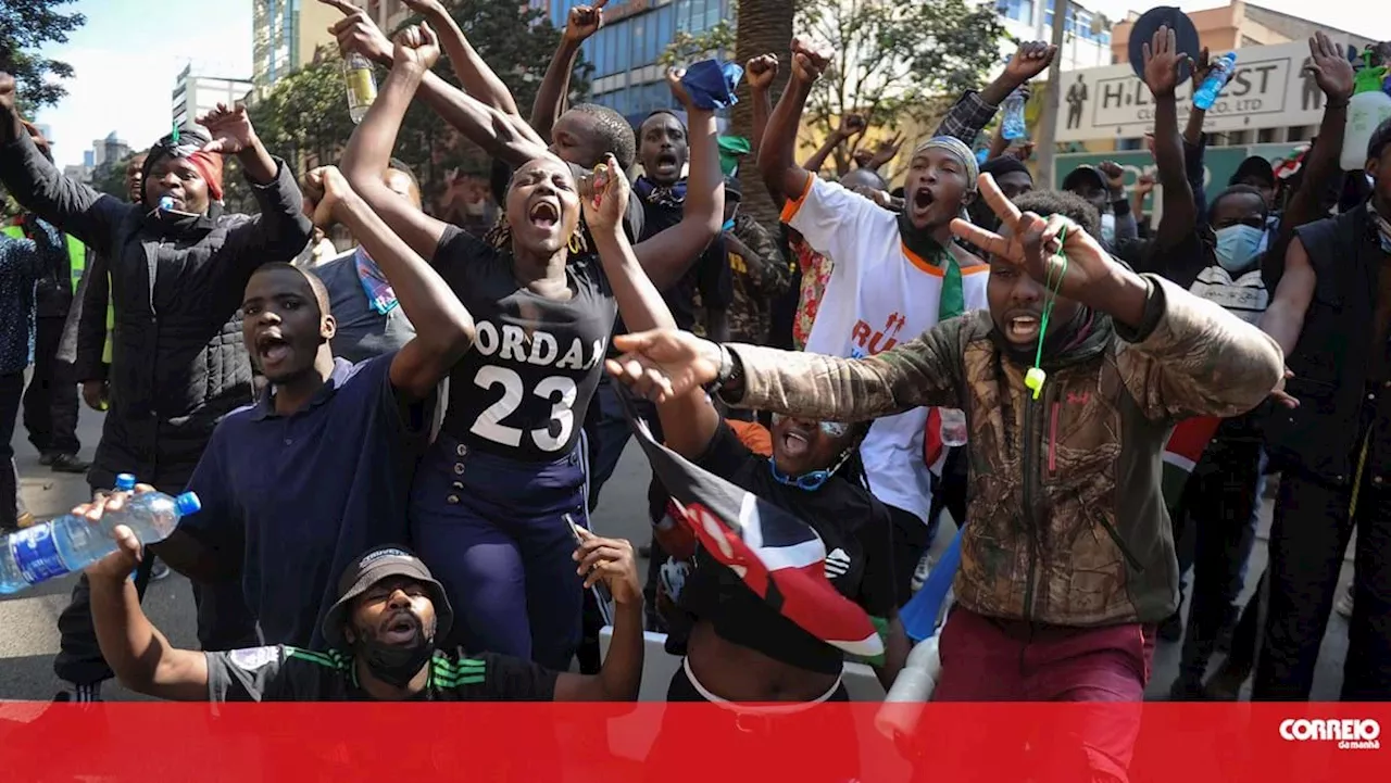 Polícia queniana dispara balas de borracha e gás lacrimogéneo contra manifestantes