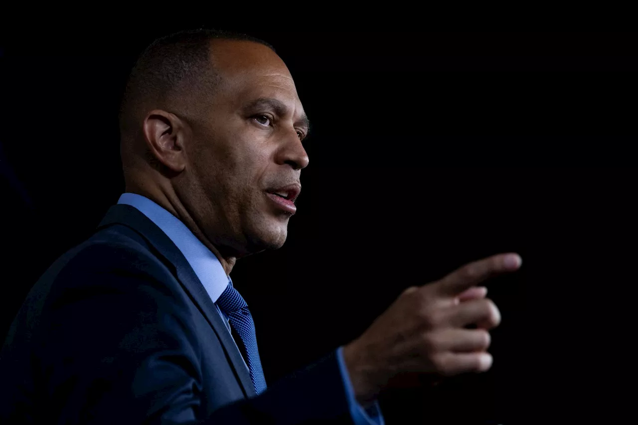 Hakeem Jeffries avoids taking sides in ‘Squad’ progressives’ campaign against AIPAC