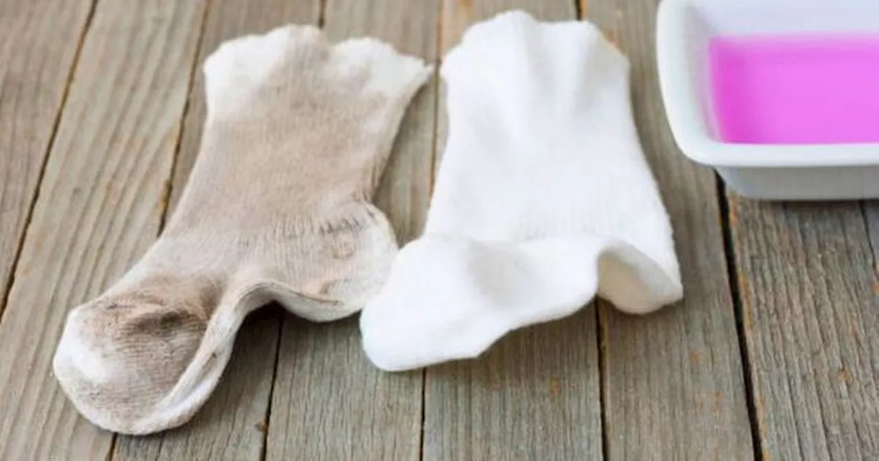 Mum's 'amazing' two-ingredient tip to get white socks looking new