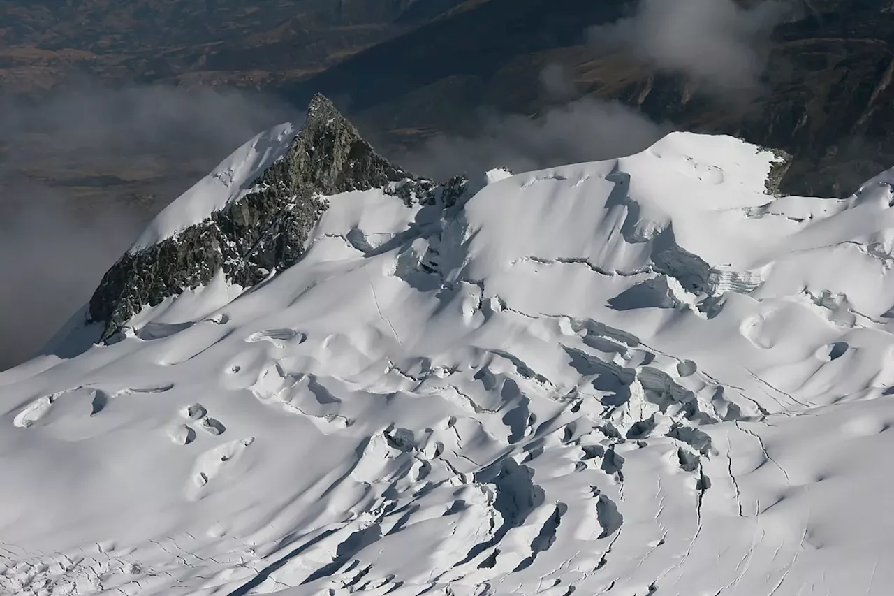 Cinco expedicionarios mayores de 65 años preparan una de las grandes cimas de los Andes