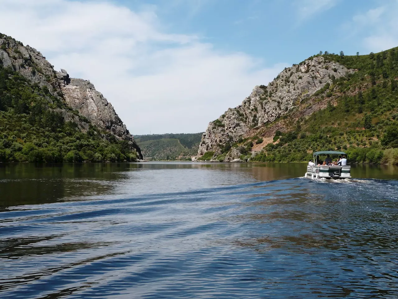 Natureza, lendas e sabores do Tejo em Vila Velha de Ródão, terra de oiro do rei Wamba