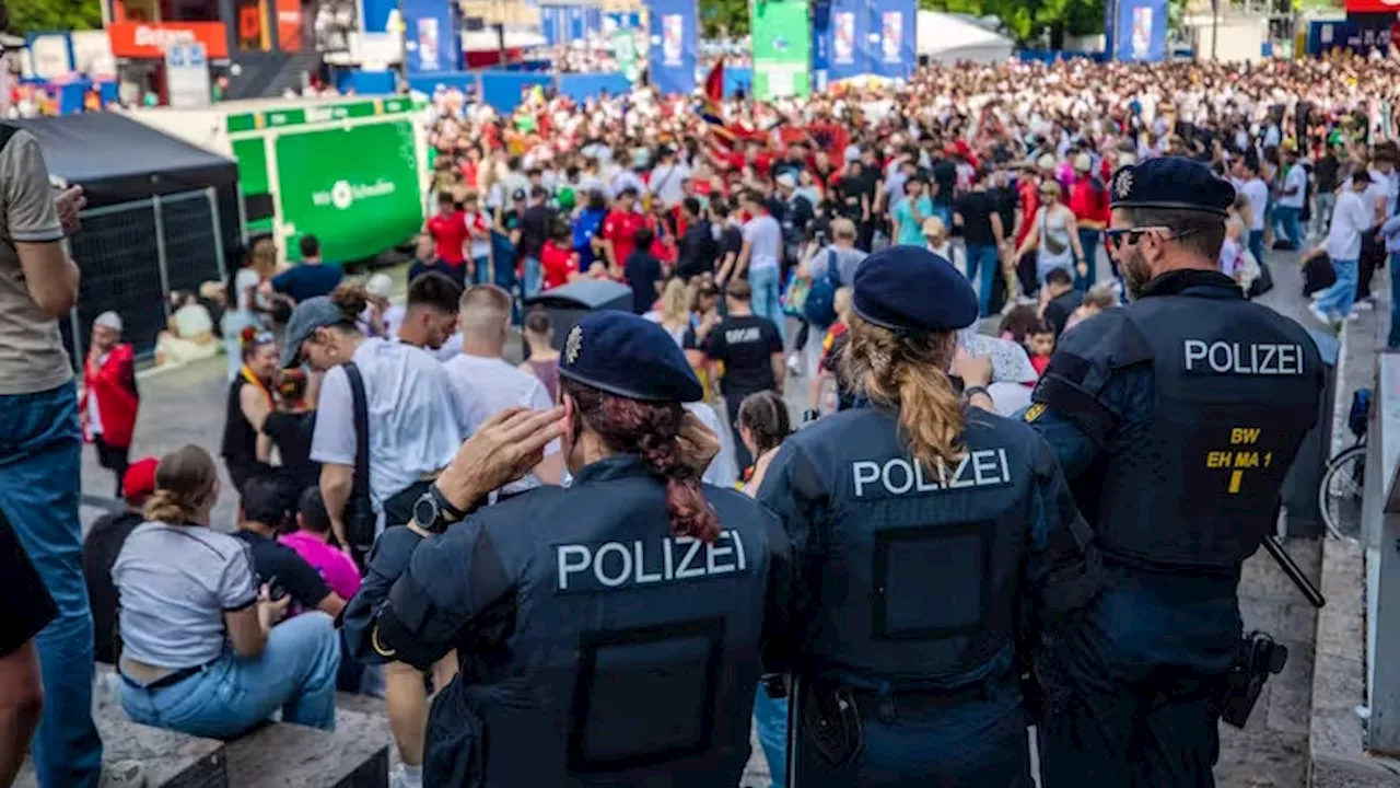 Messerangriff in Fanzone – Haftbefehl gegen Syrer (25)