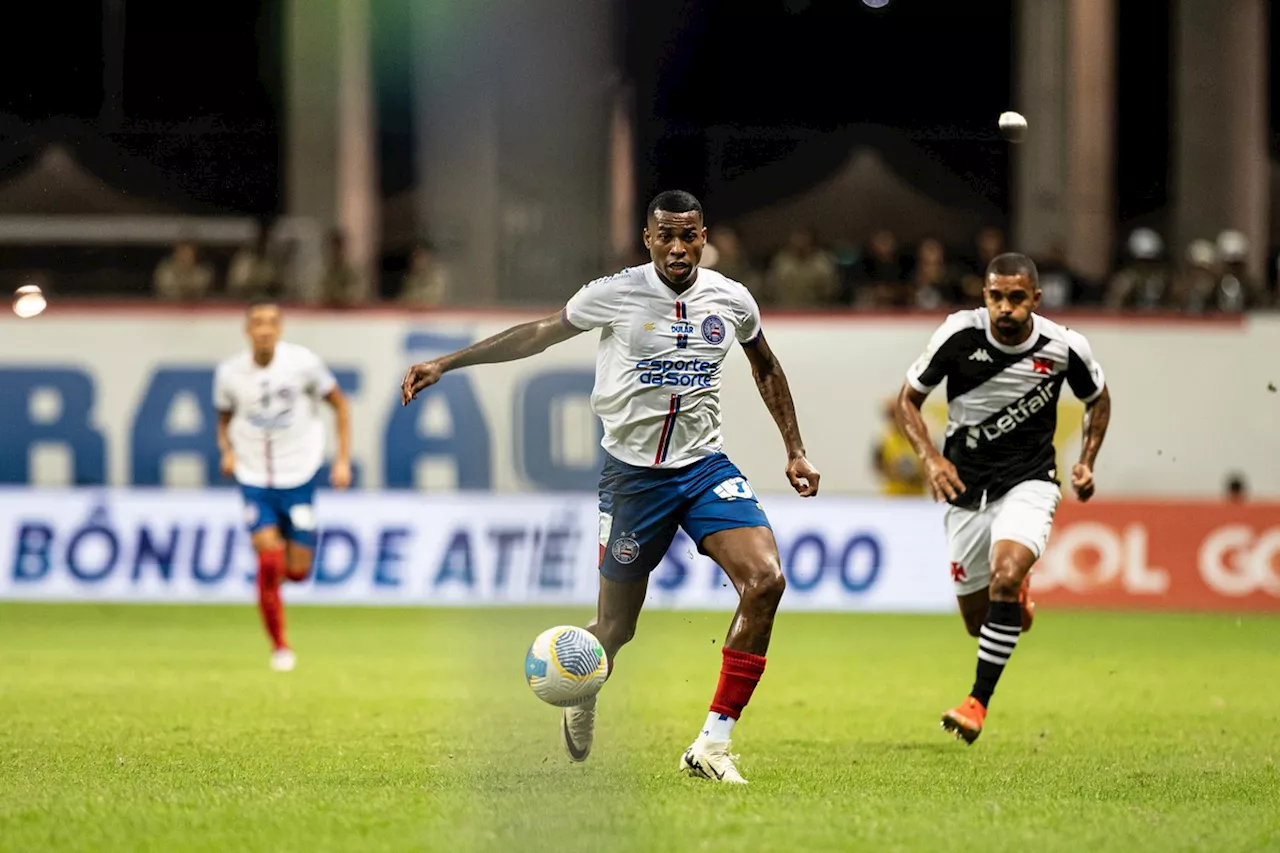 Com um a menos, Vasco tenta resistir ao Bahia, mas perde com gol no fim