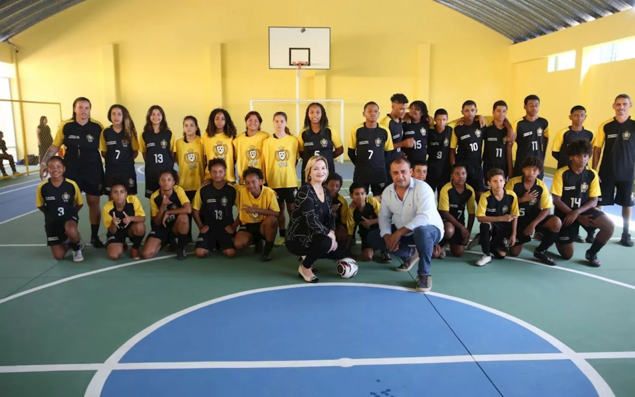 Araruama inaugura quatro novos ginásios poliesportivos nas escolas públicas municipais