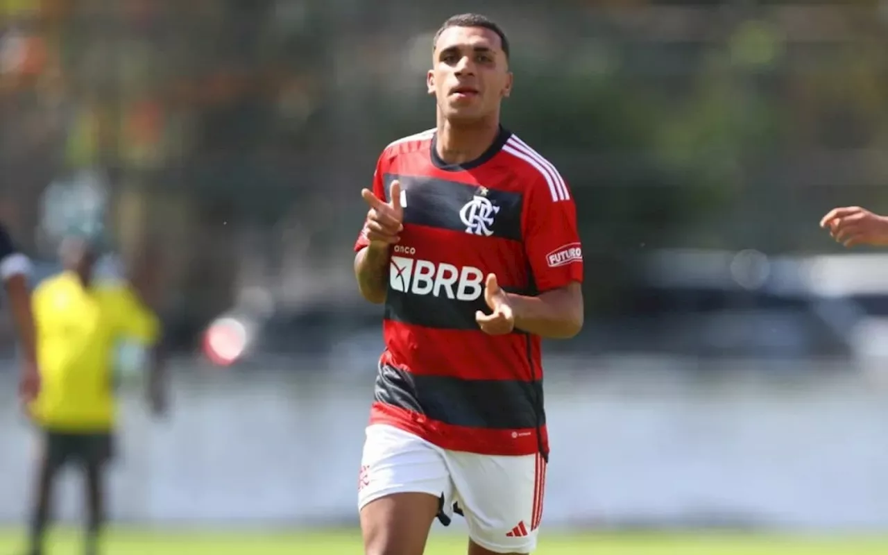 Flamengo acerta o empréstimo de atacante a clube de Portugal