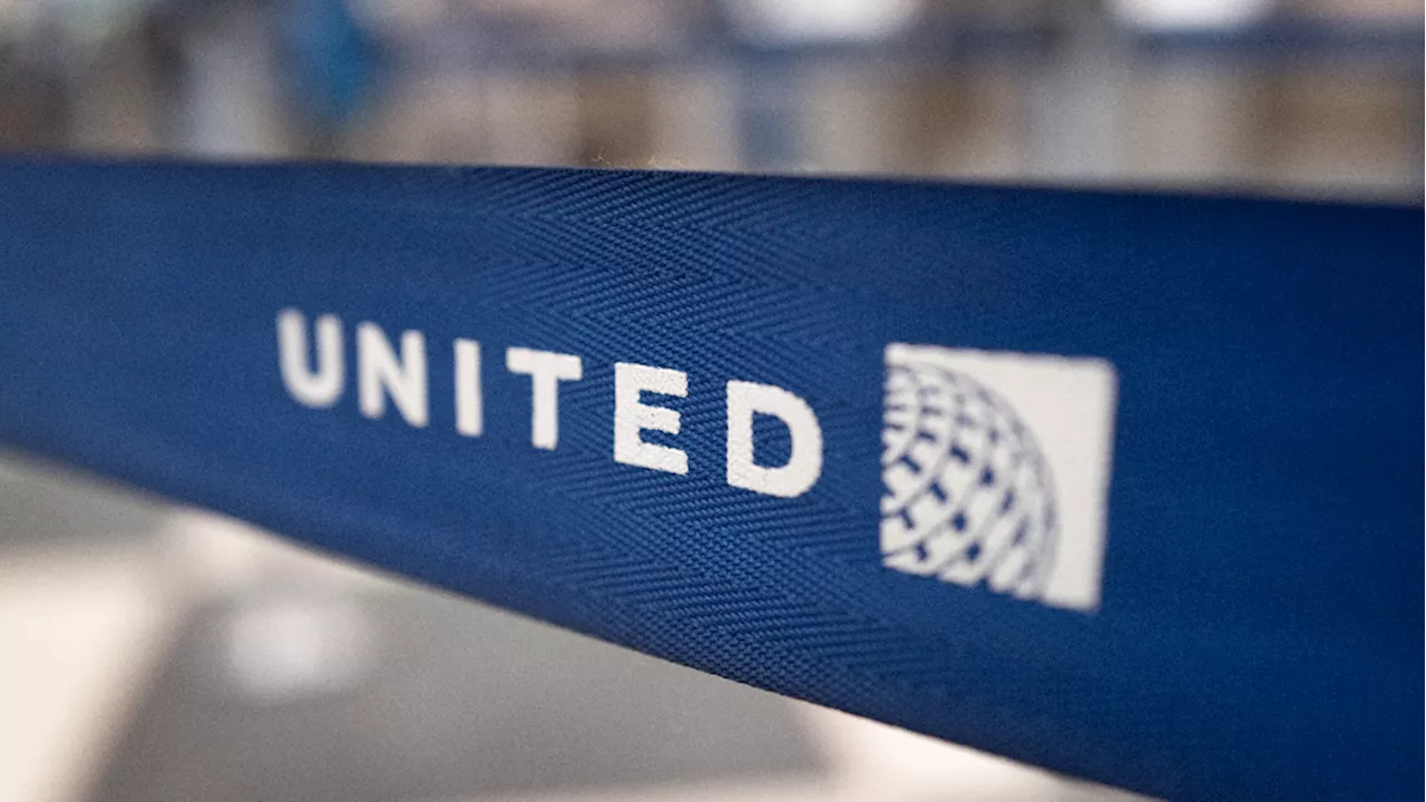 Texas mom says United blocked her from boarding flight for misgendering staff member