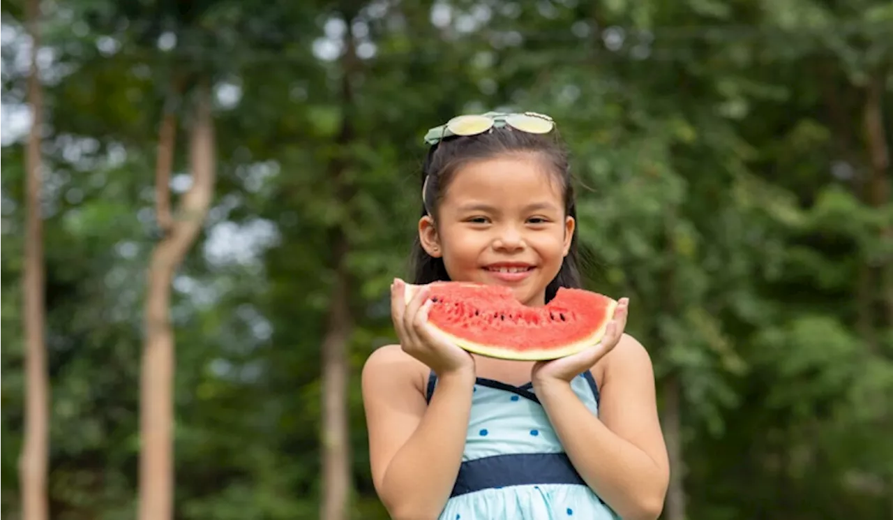 Hadapi Polusi Udara, Anak Direkomendasikan Banyak Makan Buah