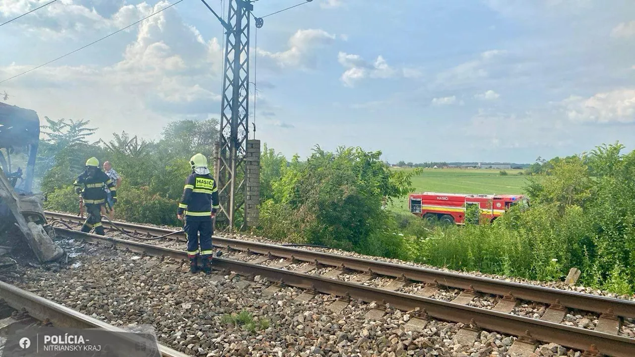 Zug gegen Bus: Sechs Tote bei Zusammenstoß in der Slowakei