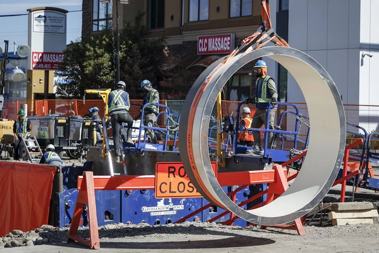 Calgary renews state of emergency as crews scramble to restore water in four days