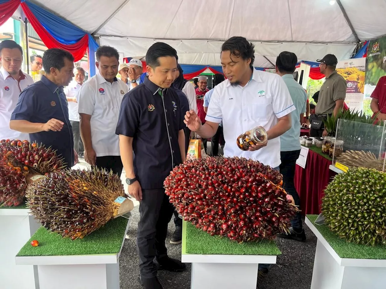 Malaysia to export fresh durians to China soon, says Kurup