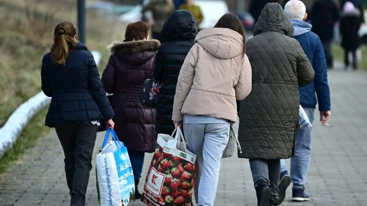 Zuwanderung: Wer kommt nach Deutschland und wer geht?