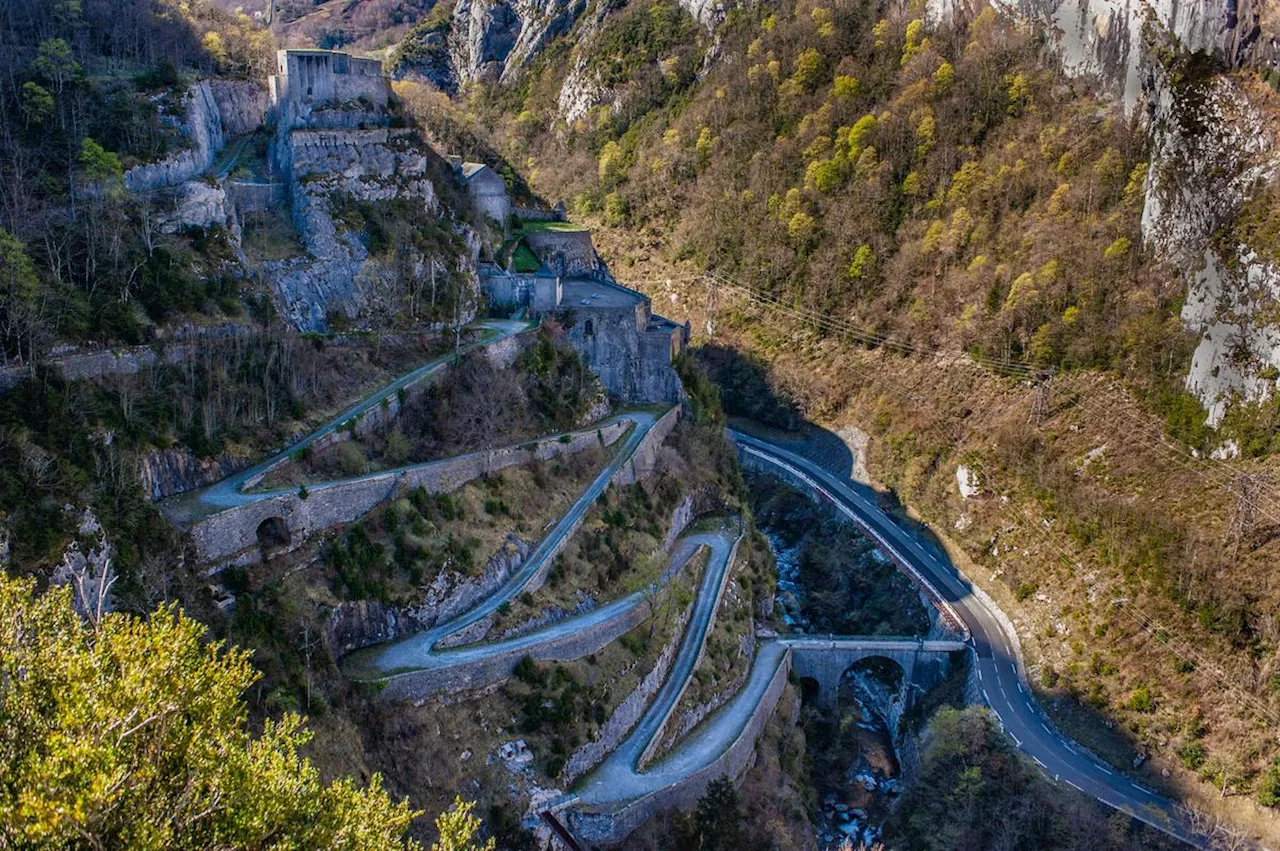 Pyrénées : le Fort du Portalet en reprend pour six mois de travaux