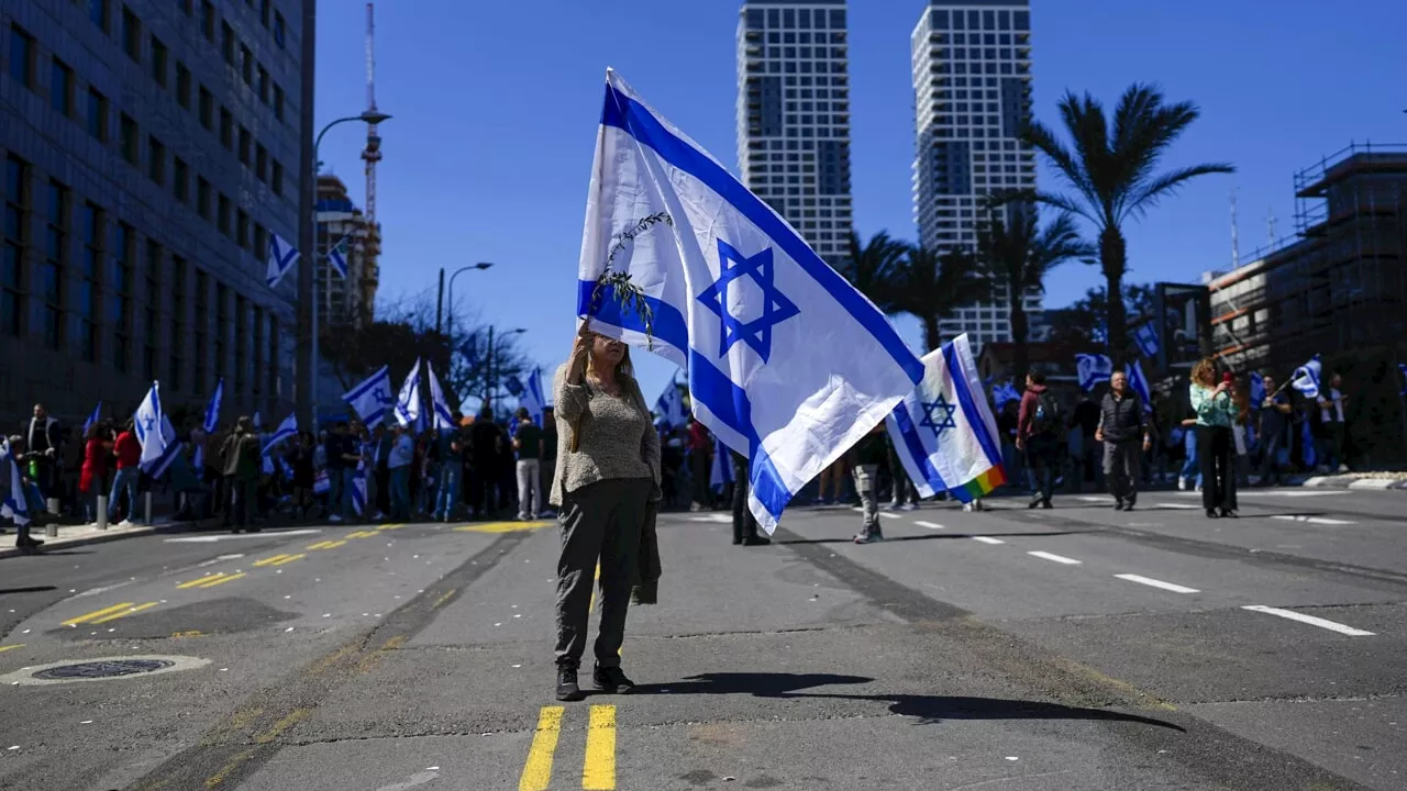 Per ottenere il passaporto tedesco bisogna riconoscere lo Stato di Israele