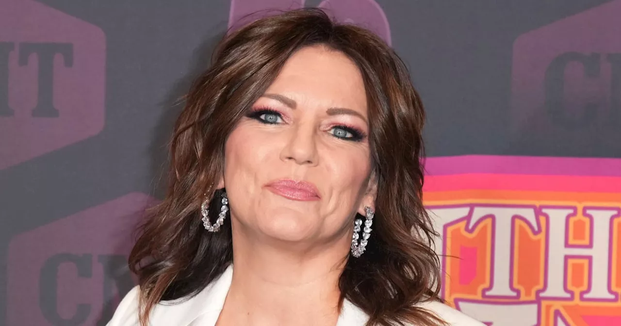 Martina McBride Shares Rare Photo Of 19-Year-Old Daughter Ava