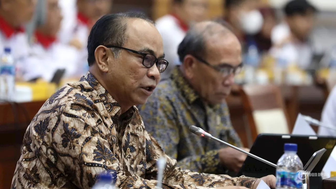 Sebut Penjelasan Budi Arie Soal PDNS Lumpuh Plonga-plongo, Roy Suryo: Menkominfo Harus Mundur