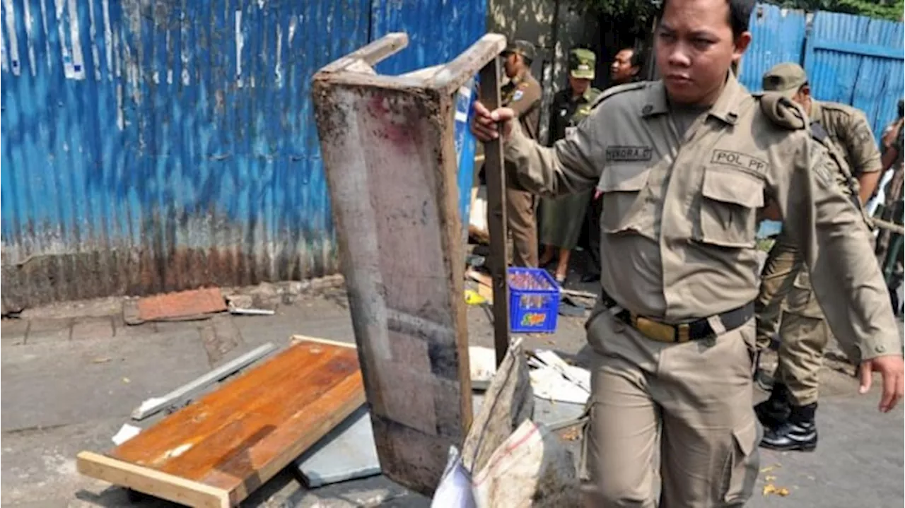 Pedagang Kaki Lima di Puncak Berani-beraninya Pukul Anggota Satpol PP