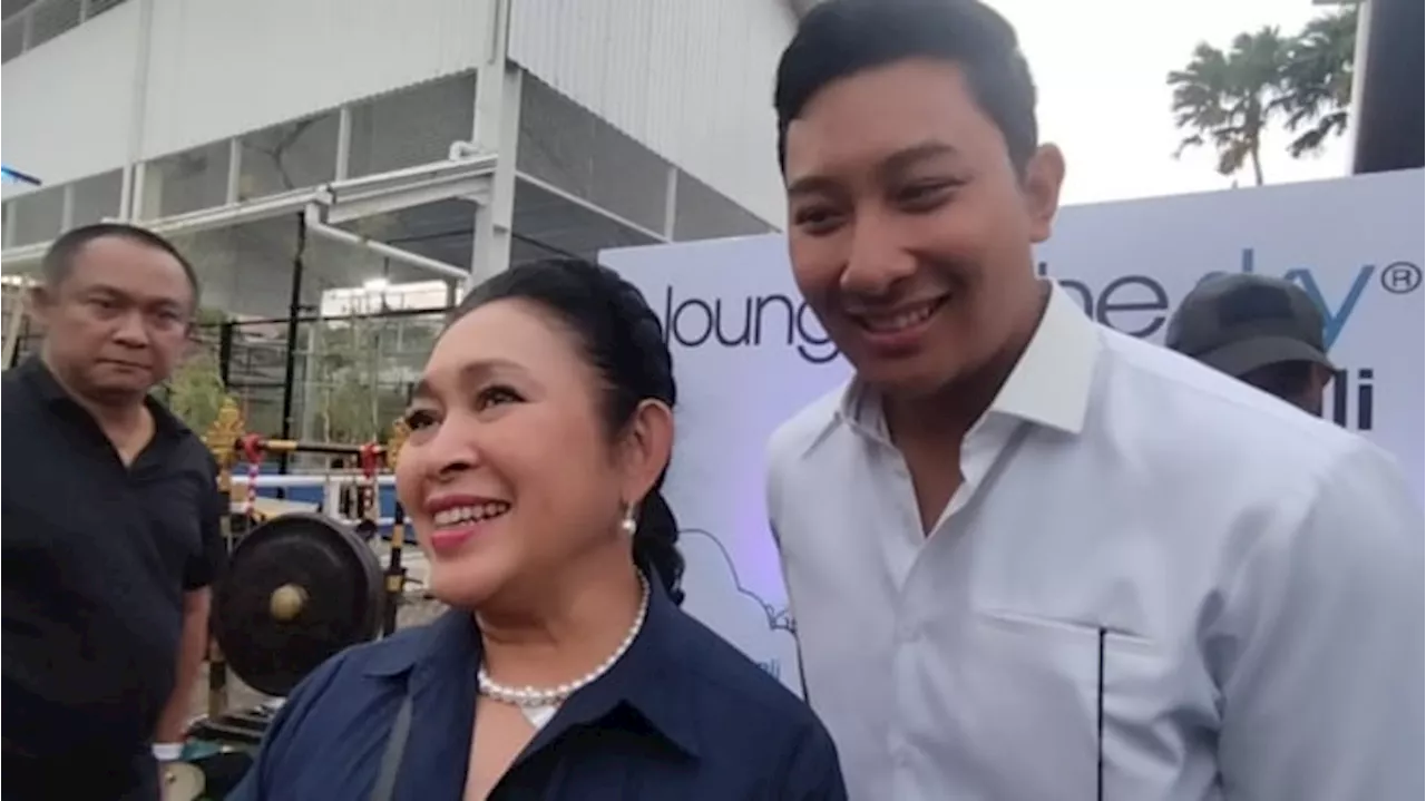 Titiek Soeharto Tertawa saat Ditanya Kesiapannya Jadi Ibu Negara