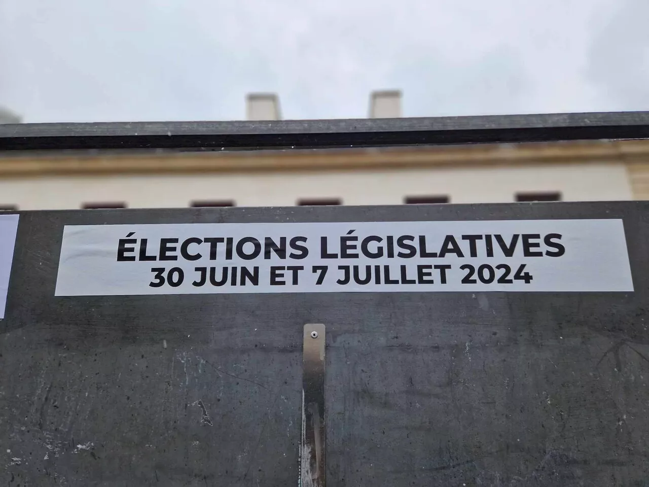 Législatives 2024 : faussement investi par plusieurs partis, un candidat des Hauts-de-Seine épinglé en justice