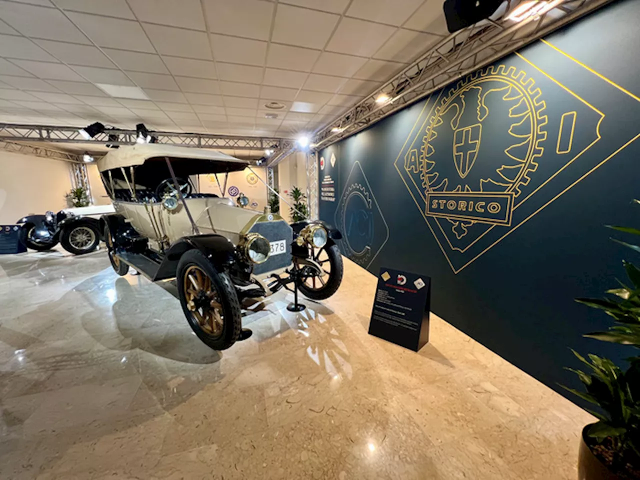 Aci e Aci Storico inaugurano mostra auto d'epoca a Roma