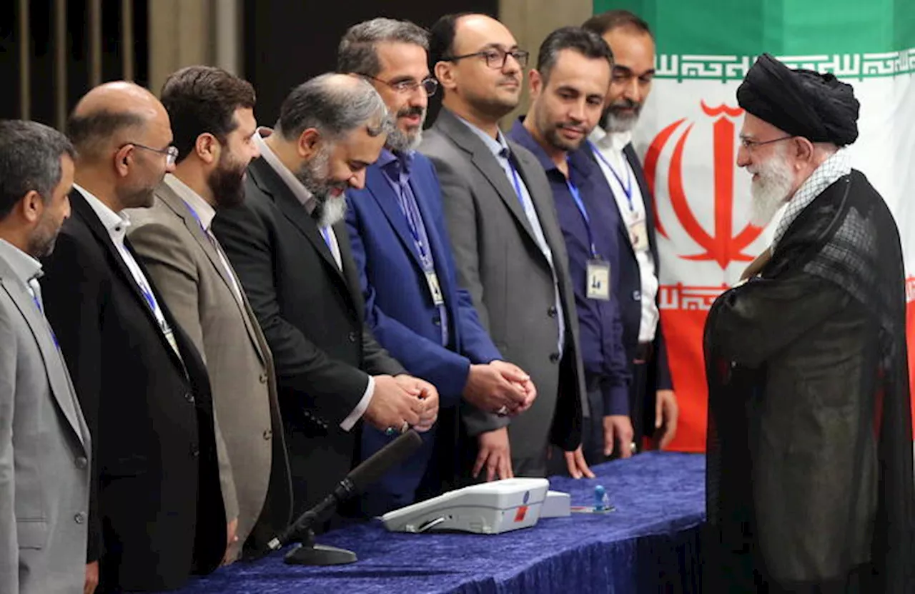 Al via in Iran le elezioni presidenziali anticipate