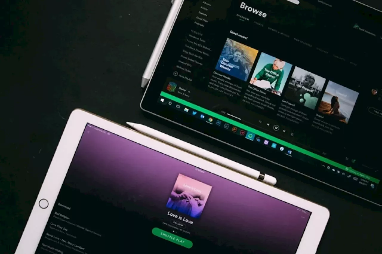 Spotify удалил официальные страницы попавших под санкции российских певцов