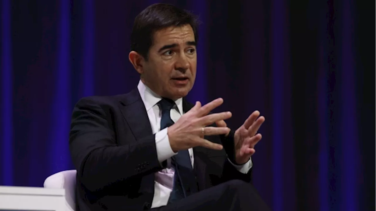 BBVA Chair Carlos Torres Says Main Threat to Sabadell Bid Is Time