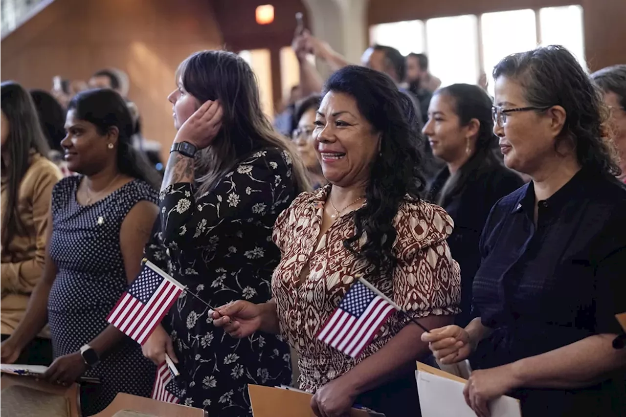 US to naturalize 11,000 new citizens over July Fourth holiday