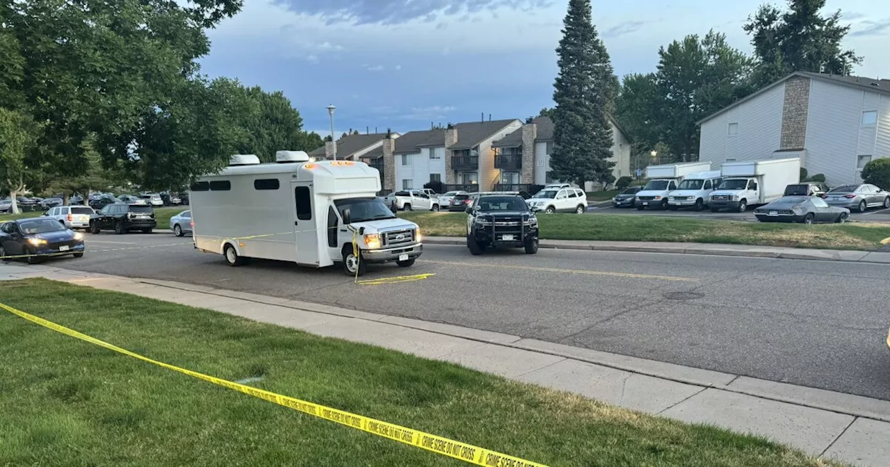 Three people injured in Aurora shooting late Thursday evening