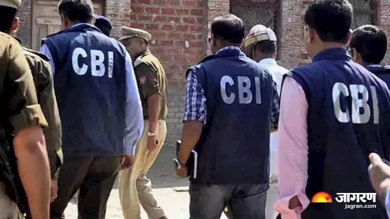 बंगाल शिक्षक घोटाले में CBI ने कसा शिकंजा! एजेंसी ने शिक्षा विभाग के गोदाम से बरामद किए दस्तावेज