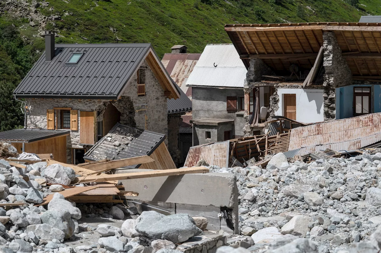 Spectacle de désolation à La Bérarde, hameau alpin dévastée par les crues