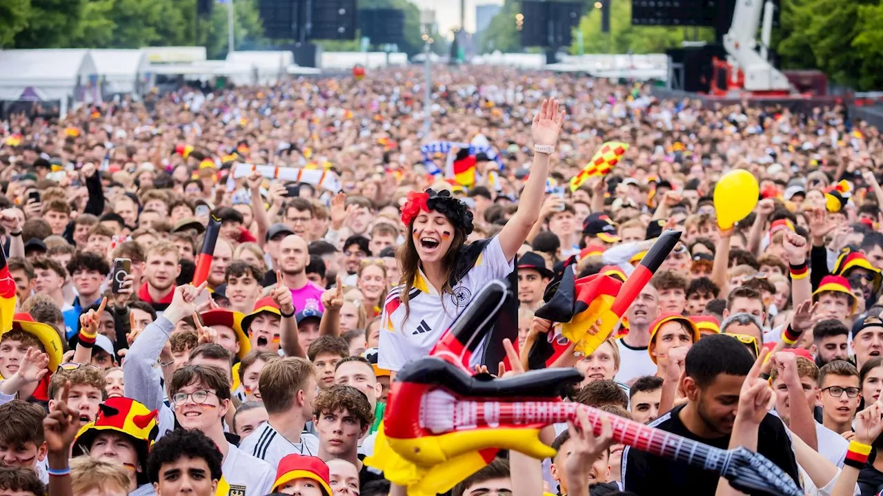 Fan Zone Brandenburger Tor öffnet für weitere Spiele