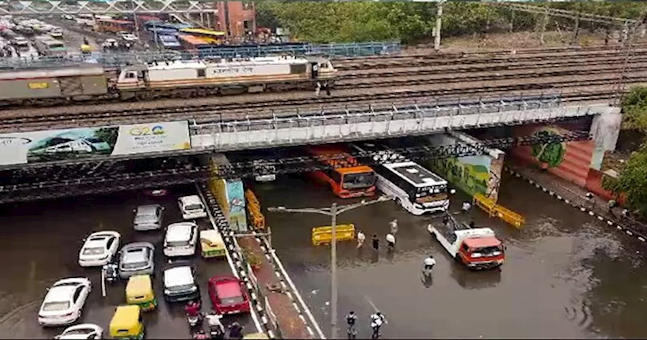 Delhi Weather Update: कोई डूबा, कोई फंसा, कोई तैरा... दिल्ली पर आज क्या-क्या गुजरी?