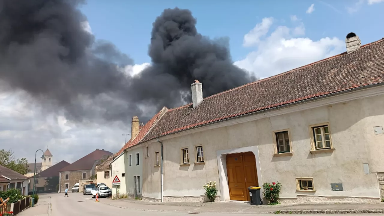 Grafenberg: Zwölf Wehren bei Brand gefordert