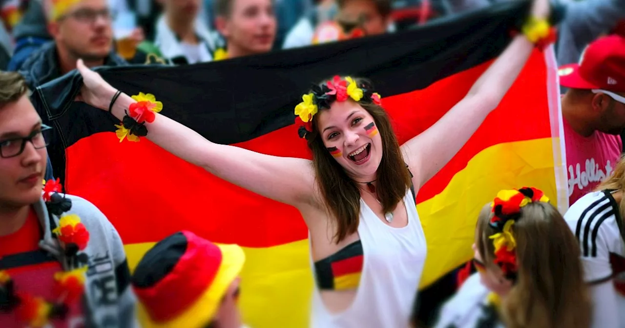 Schulleiterin verabschiedet, Public Viewing und ein neuer Naturkindergarten